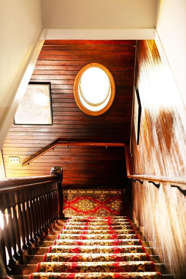 The Sullivan House Нью-Шорхэм Экстерьер фото